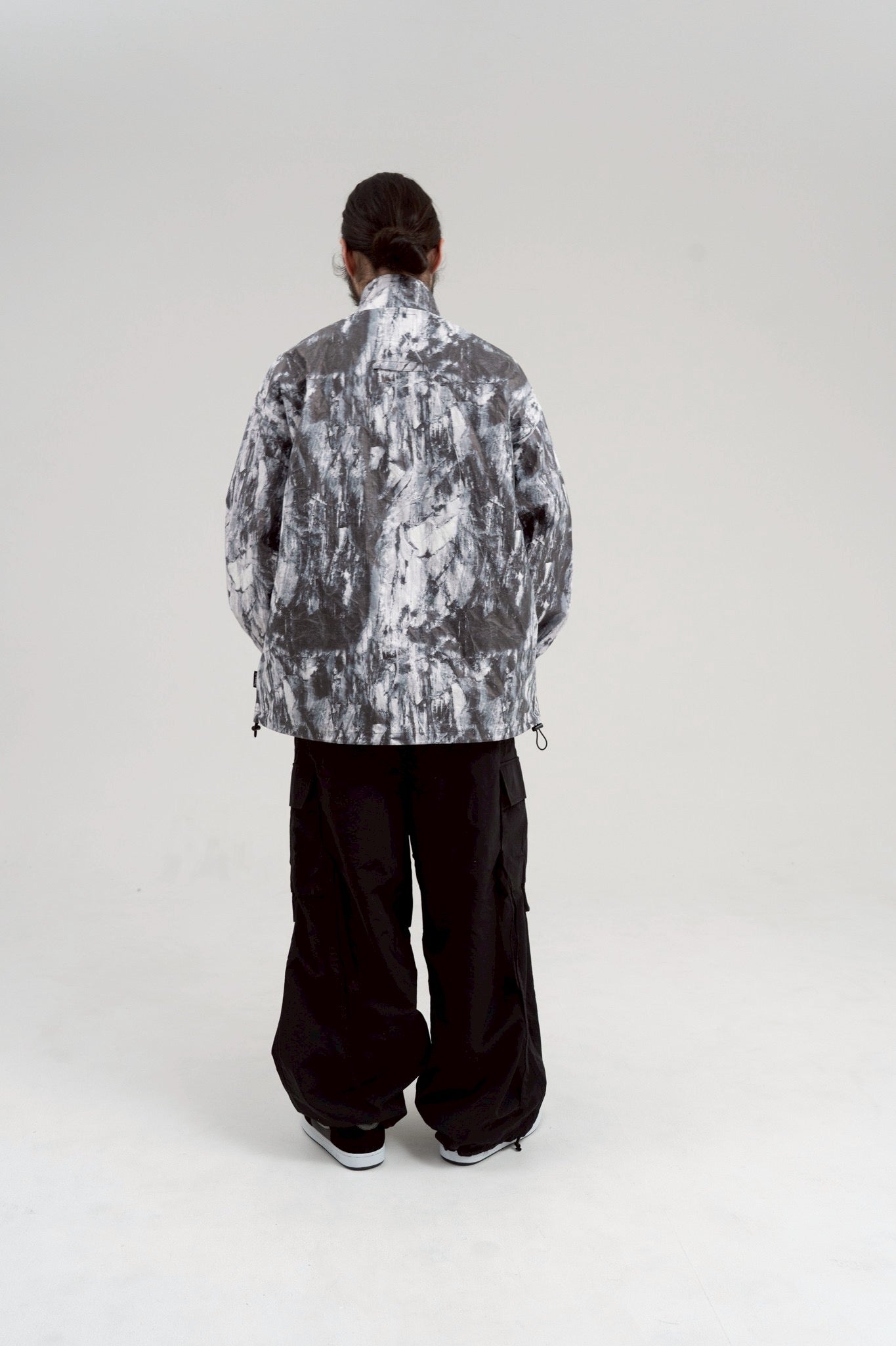 PAPER JACKET (monotone)