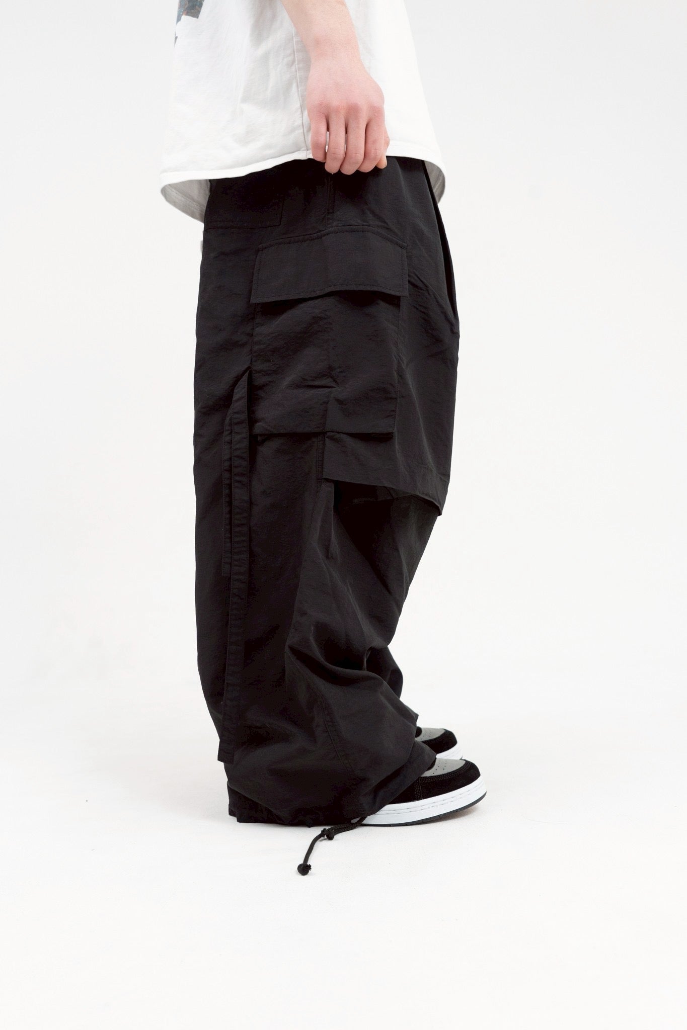 REVERSIBLE CARGO PANTS (black)