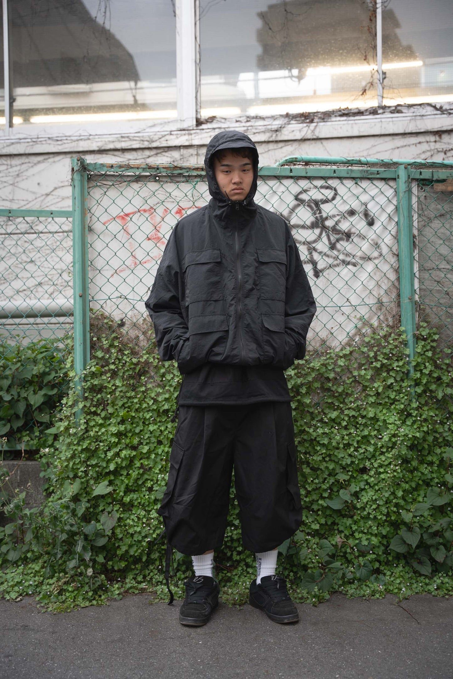 CARGO SHORT PANTS (black)