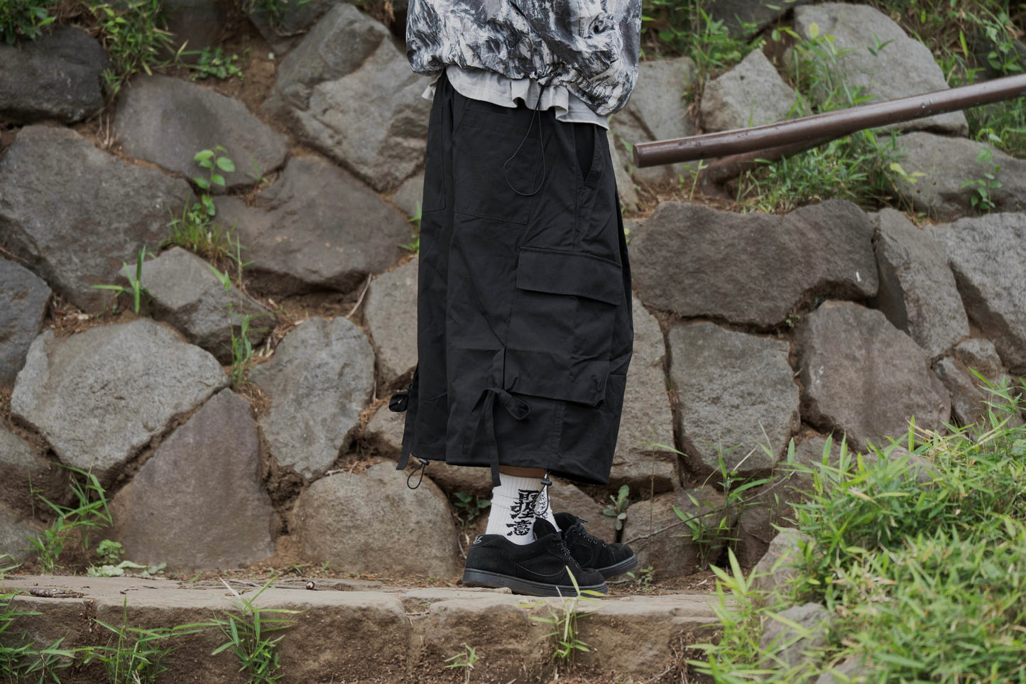 CARGO SHORT PANTS (black)