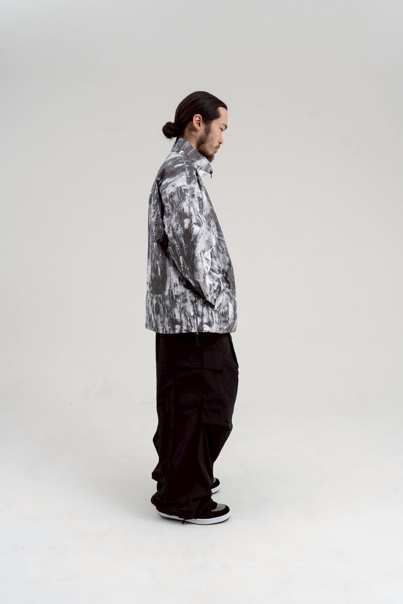 PAPER JACKET (monotone)